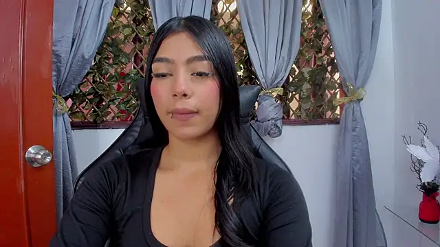 Sofia Browm online show from 15, 6, 2026