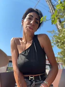 Yasmiinee online show from 11, 7, 2026