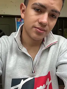 santiagoo madrid online show from 25, 4, 2026