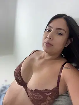 Thaix- online show from 4, 5, 2026