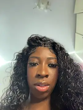 Snapshot of SpicySweetie chatting on 8, 5, 2026 SpicySweetie online show from 8, 5, 2026