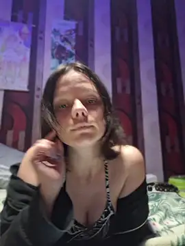 sweet angely online show from 28, 4, 2026