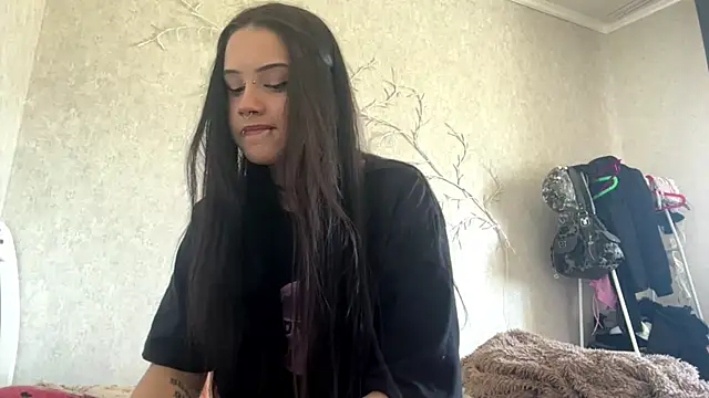 LouisePavlides online show from 27, 5, 2026