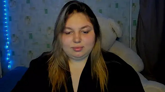 Snapshot of LillyHaigh chatting on 9, 7, 2026 LillyHaigh online show from 9, 7, 2026
