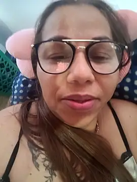 Snapshot of Ladymilf12 chatting on 6, 7, 2026 Ladymilf12 online show from 6, 7, 2026