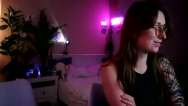 she tora69 online show from 20, 6, 2026