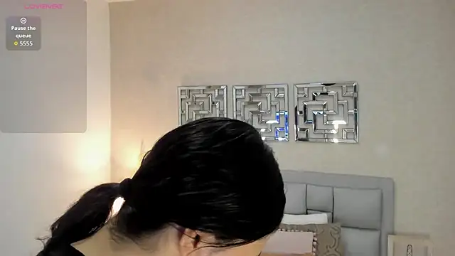 Snapshot of sofia__thompson chatting on 15, 5, 2026 sofia thompson online show from 15, 5, 2026
