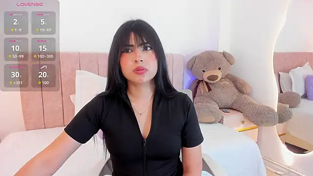 SofiVelvet  online show from 25, 4, 2026