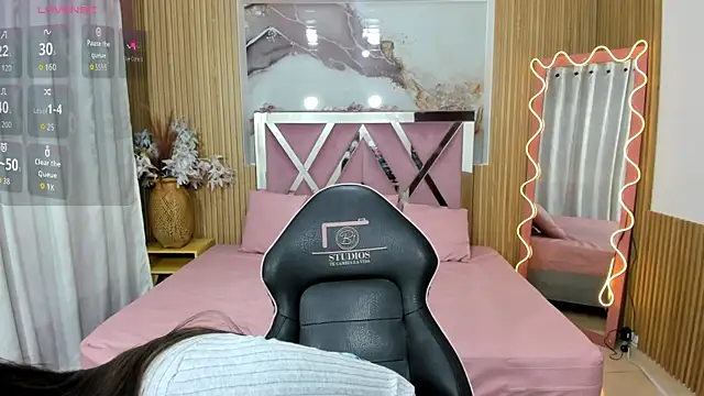 Krysstal tay1 online show from 13, 6, 2026