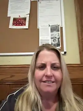 Snapshot of Bruiserboomer2 chatting on 29, 4, 2026 Bruiserboomer2 online show from 29, 4, 2026