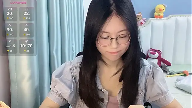 Snapshot of Luna-666 chatting on 30, 4, 2026 Luna-666 online show from 30, 4, 2026