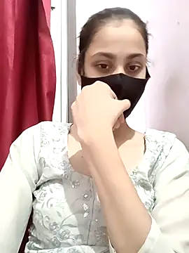 saniyamirza000777 online show from 1, 5, 2026