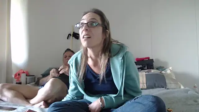 blondiesin50 online show from 9, 6, 2026