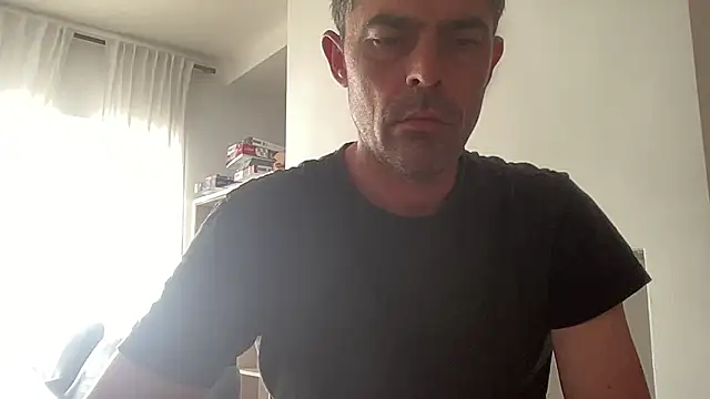 Riccardo86xx online show from 3, 5, 2026