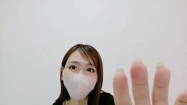 momoka  o0 online show from 29, 5, 2026