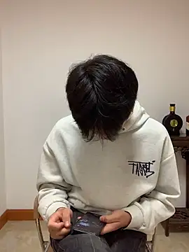 YangYang-8 online show from 27, 4, 2026