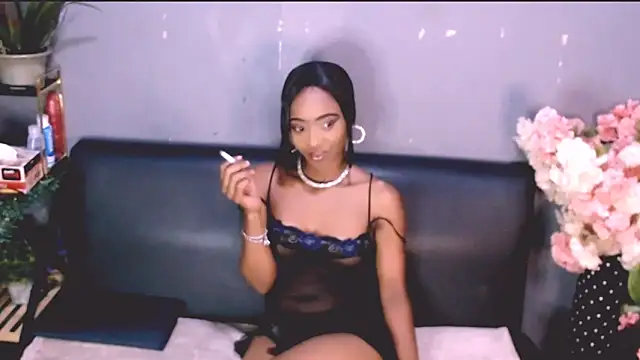 Snapshot of LolaSavageXO chatting on 1, 6, 2026 LolaSavageXO online show from 1, 6, 2026