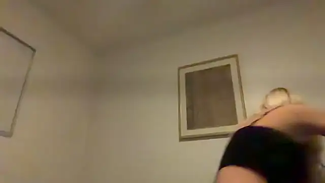 kenziesmithh online show from 19, 5, 2026