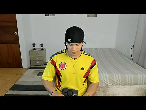 Snapshot of sant_wahlberg chatting on 4, 6, 2026 sant wahlberg online show from 4, 6, 2026