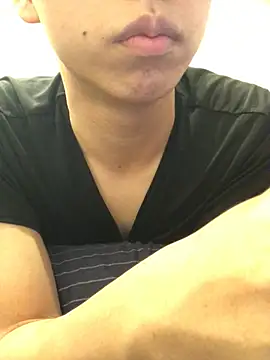 Snapshot of Ona_kun chatting on 30, 7, 2026 Ona kun online show from 30, 7, 2026