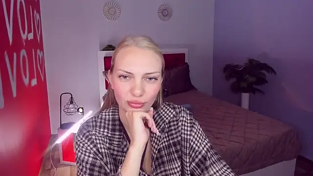 NancyGlamour online show from 6, 6, 2026