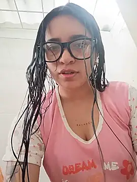 Snapshot of Sky__19 chatting on 1, 7, 2026 Sky 19 online show from 1, 7, 2026