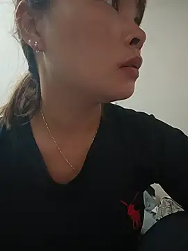 Hazel Nova online show from 22, 7, 2026