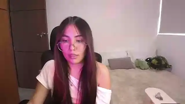 abbyyandmaxx online show from 28, 7, 2026