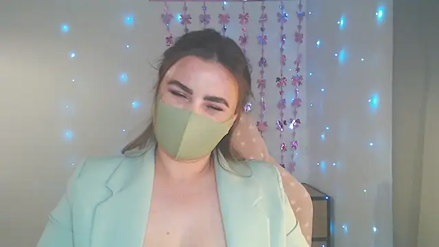 MillaVelvet online show from 11, 5, 2026