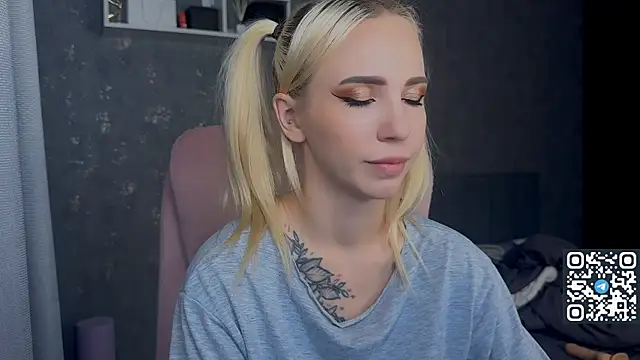 Sabrinkaaa online show from 24, 6, 2026