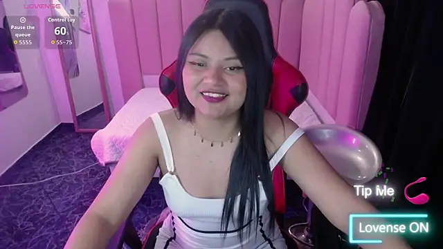 Snapshot of Athena_snaw chatting on 15, 7, 2026 Athena snaw online show from 15, 7, 2026