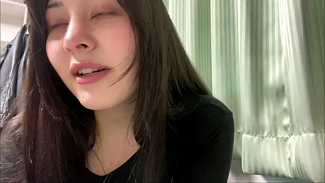 Snapshot of Sonata_Asky chatting on 15, 5, 2026 Sonata Asky online show from 15, 5, 2026
