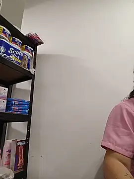 SAMANTHA--02 online show from 1, 6, 2026
