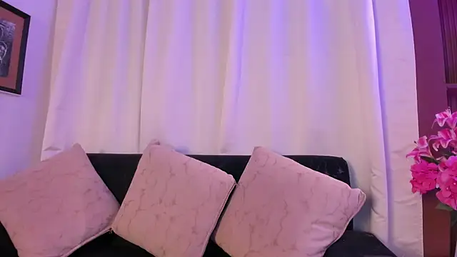 AngeliqueBoyer   online show from 12, 6, 2026