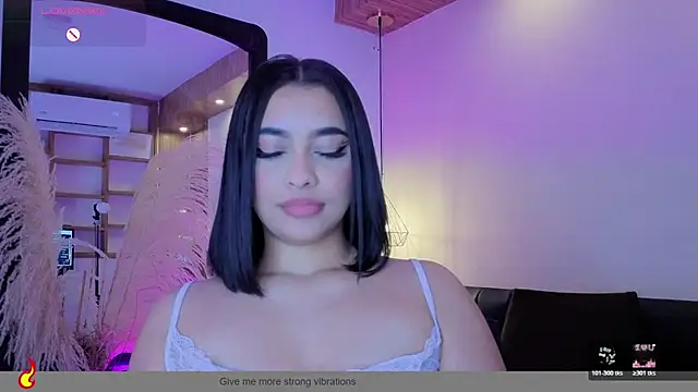 Chloe monroee online show from 3, 8, 2026
