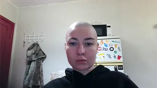 Julia Bright online show from 30, 4, 2026