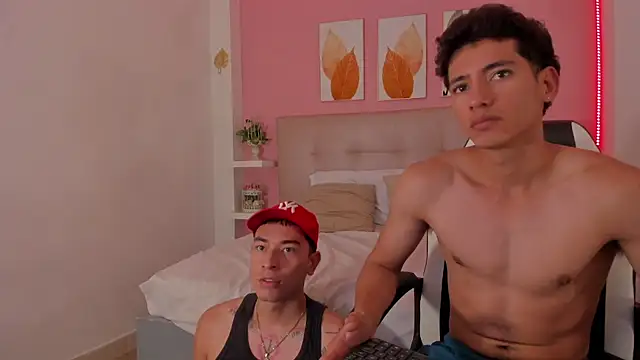 Snapshot of Alejo-and-Thiago chatting on 31, 5, 2026 Alejo-and-Thiago online show from 31, 5, 2026