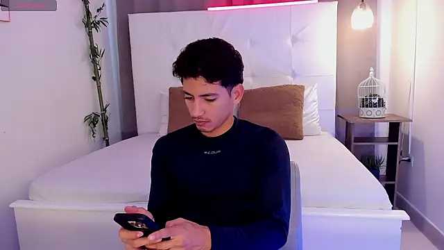Alejo-and-Thiago online show from 29, 7, 2026