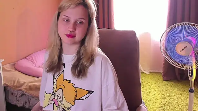 hellfirekiss online show from 13, 6, 2026