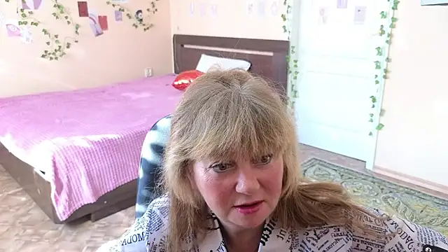 Melania Cook online show from 6, 6, 2026