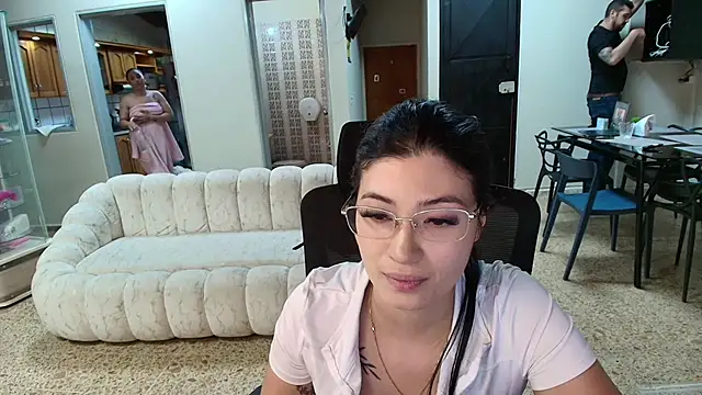 Snapshot of theaPearl chatting on 30, 6, 2026 theaPearl online show from 30, 6, 2026