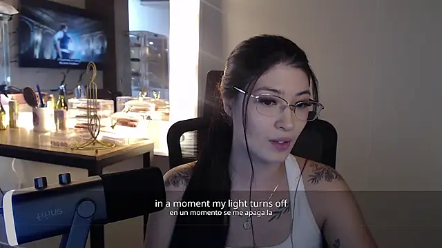 Snapshot of theaPearl chatting on 1, 7, 2026 theaPearl online show from 1, 7, 2026