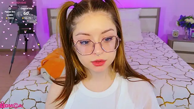 selenamils online show from 16, 7, 2026