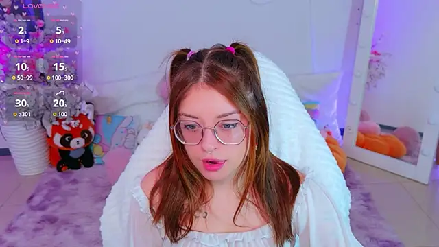 selenamils online show from 24, 7, 2026