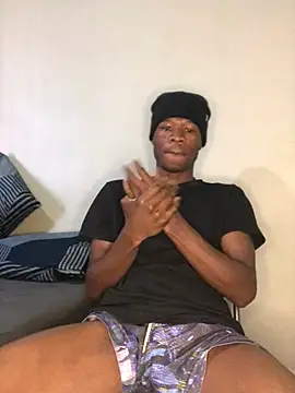 Snapshot of thandolezwe1 chatting on 9, 7, 2026 thandolezwe1 online show from 9, 7, 2026
