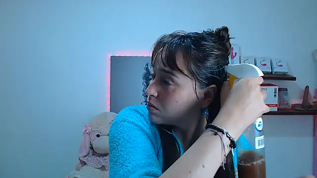 anyela bubble18 online show from 19, 7, 2026