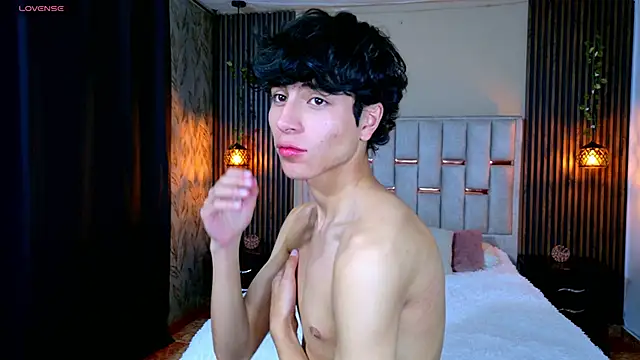 Michaell Peters online show from 25, 5, 2026