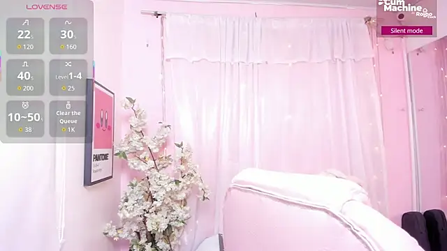Snapshot of ShanelleDupont_ chatting on 3, 7, 2026 ShanelleDupont online show from 3, 7, 2026