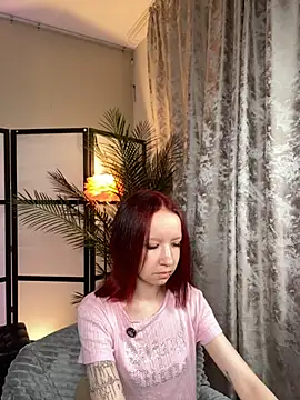 Mi Mi Mia online show from 4, 8, 2026