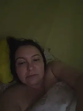 EmmaEmmy40 online show from 17, 5, 2026